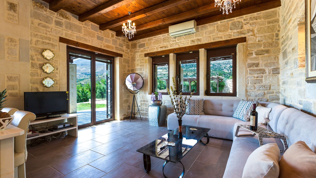 Photo of Bedroom in Lefkogeia