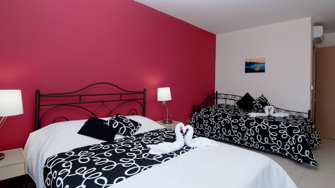 Photo of Bedroom in Steni Vala