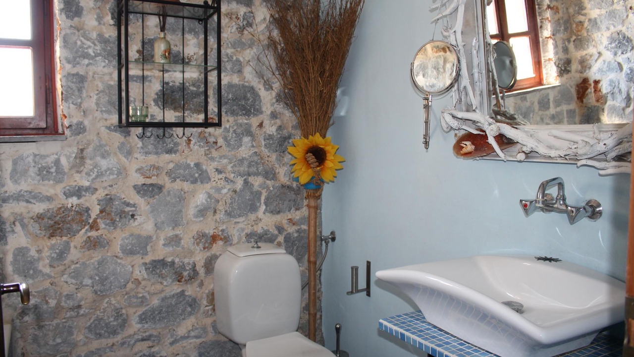 Photo of Bathroom in Triopetra