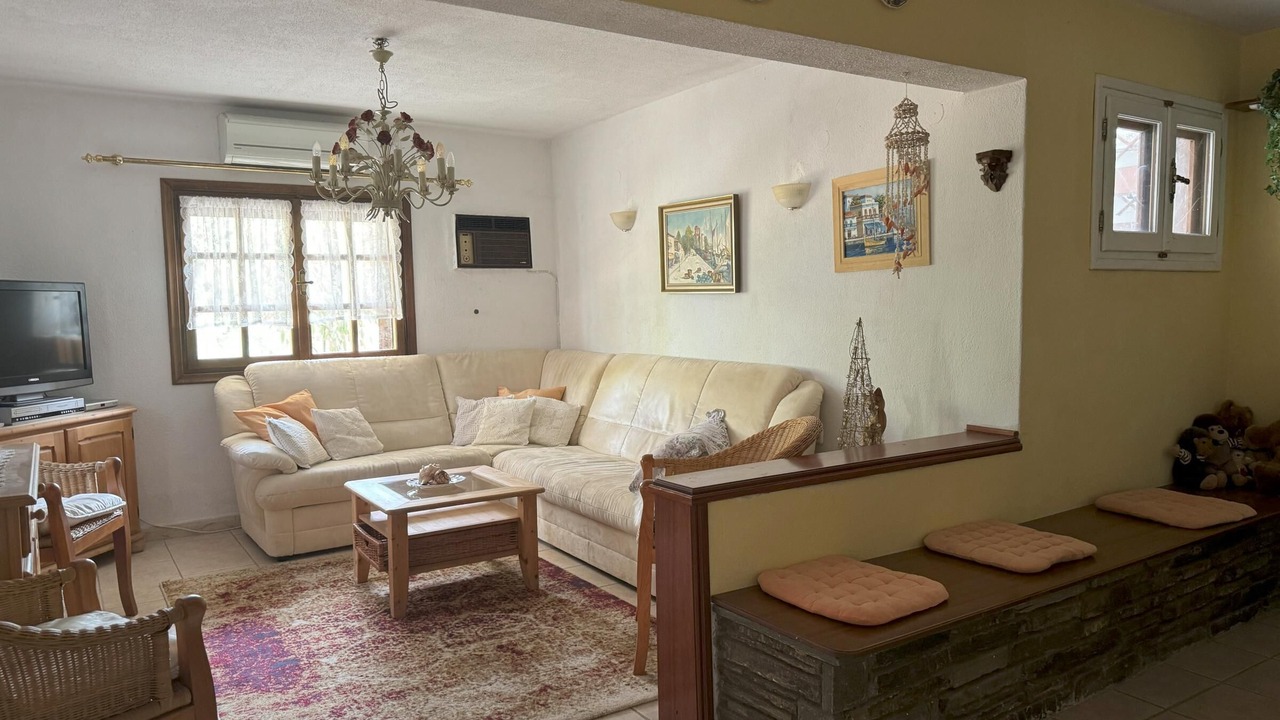 Photo of Livingroom in Sithonia