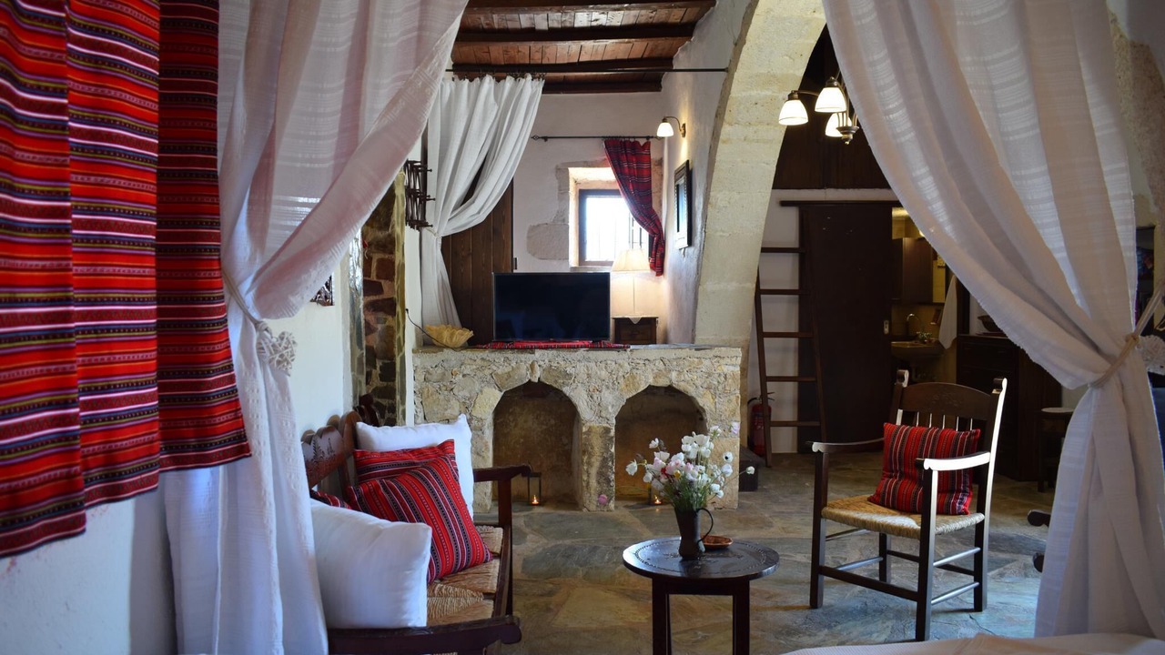 Photo of Bedroom in Megala Chorafia