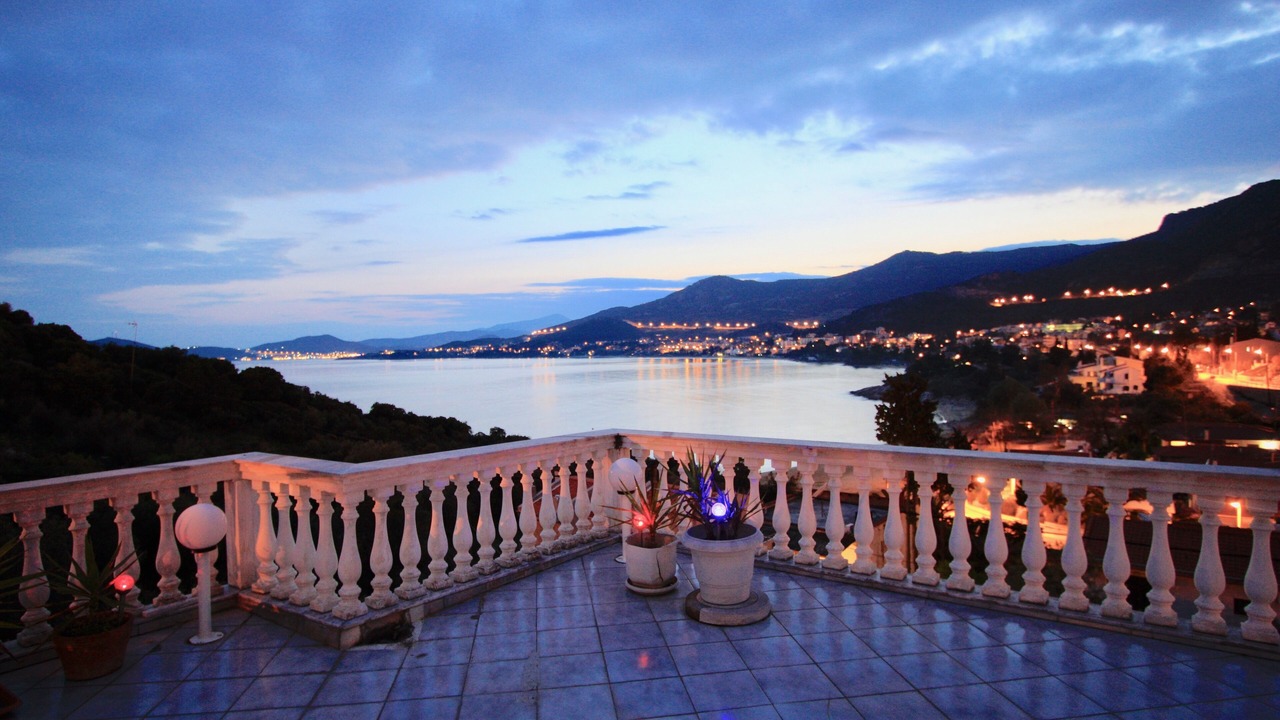 Photo of Patio Balcony in Palaio Tsifliki