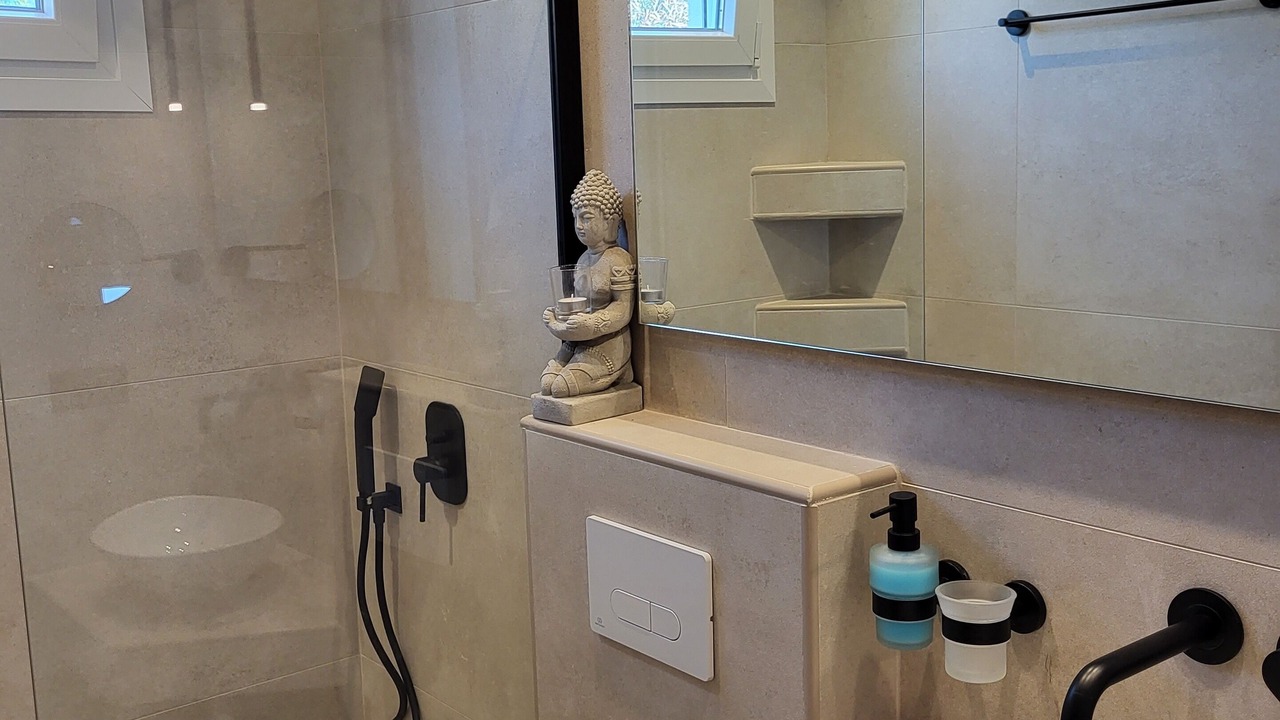 Photo of Bathroom in Skala Potamias