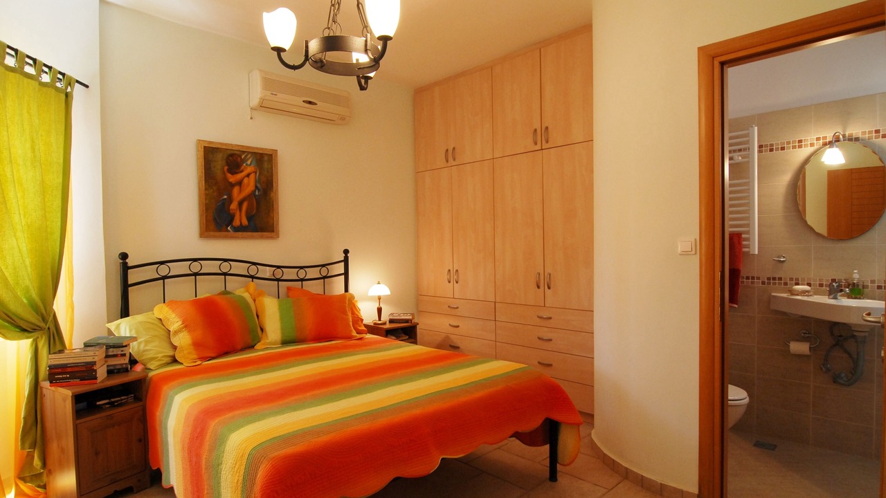 Photo of Bedroom in Vari