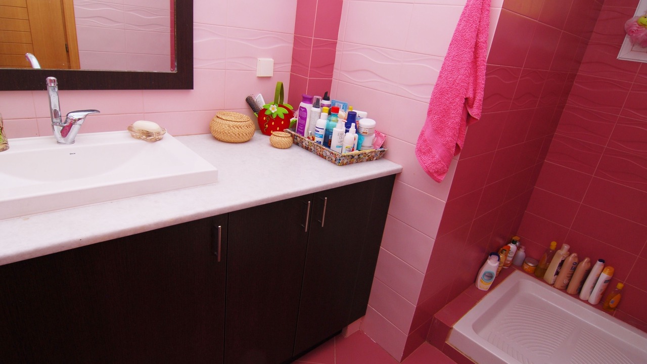 Photo of Bathroom in Vari
