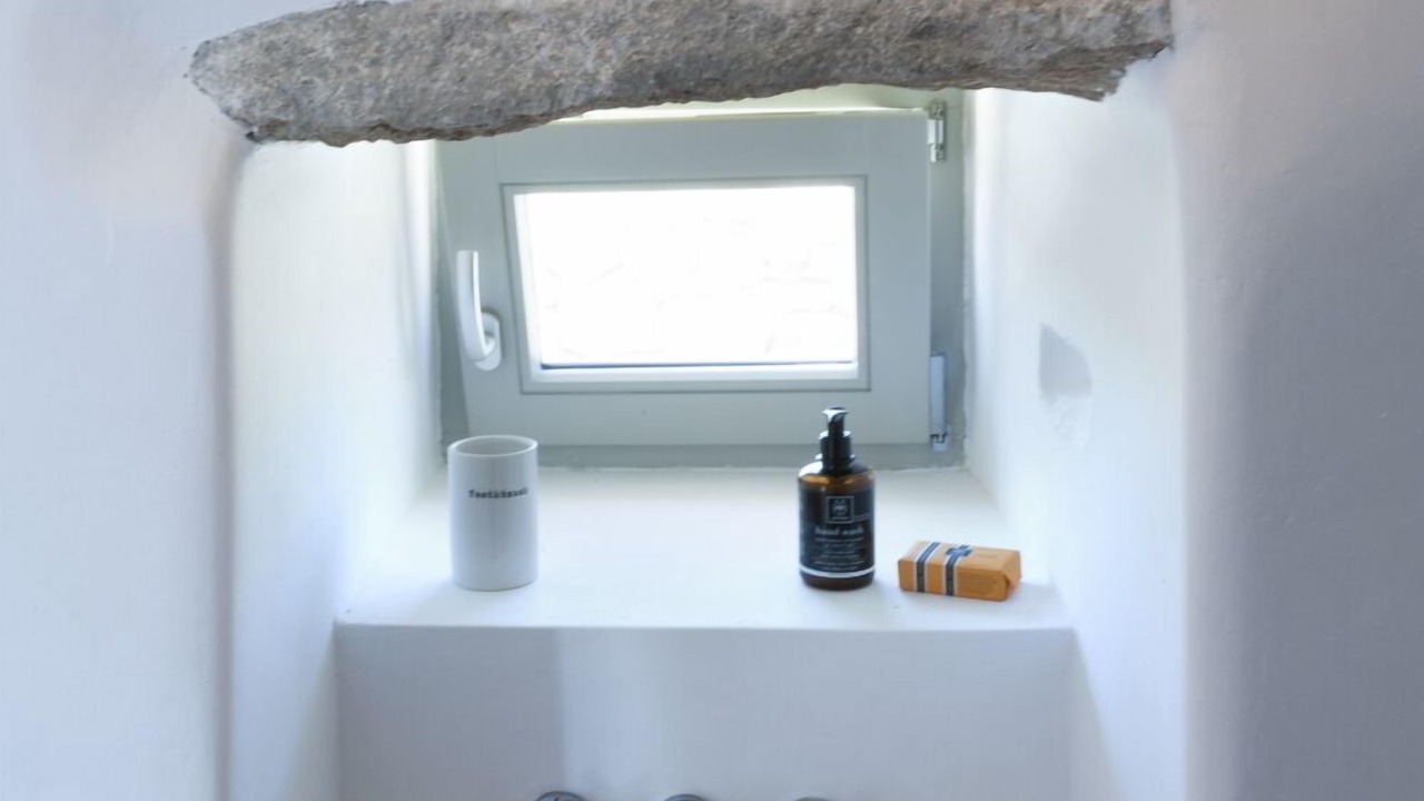Photo of Bathroom in Aroniadika
