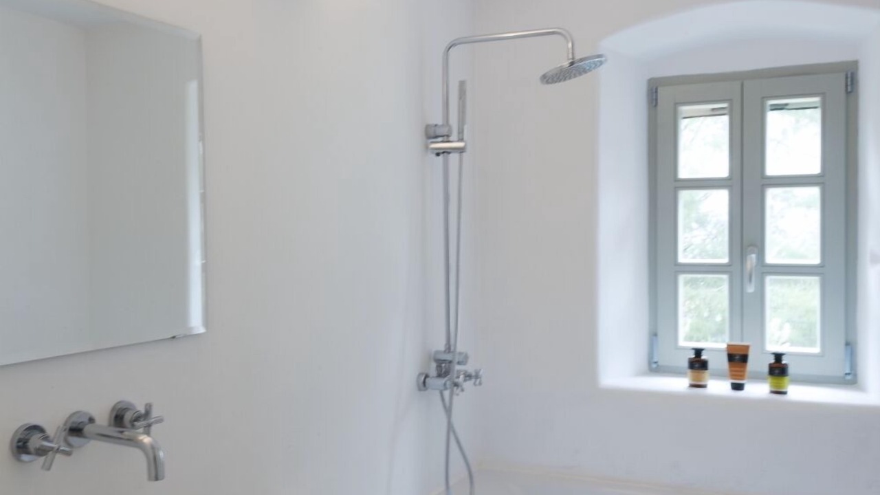Photo of Bathroom in Aroniadika