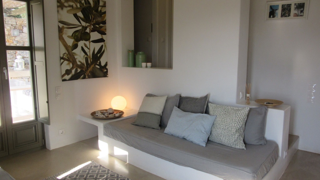 Photo of Livingroom in Aegiali