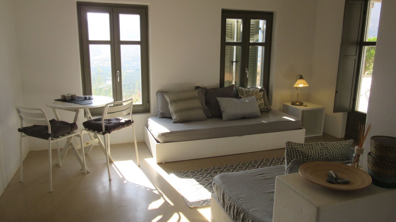 Photo of Livingroom in Aegiali