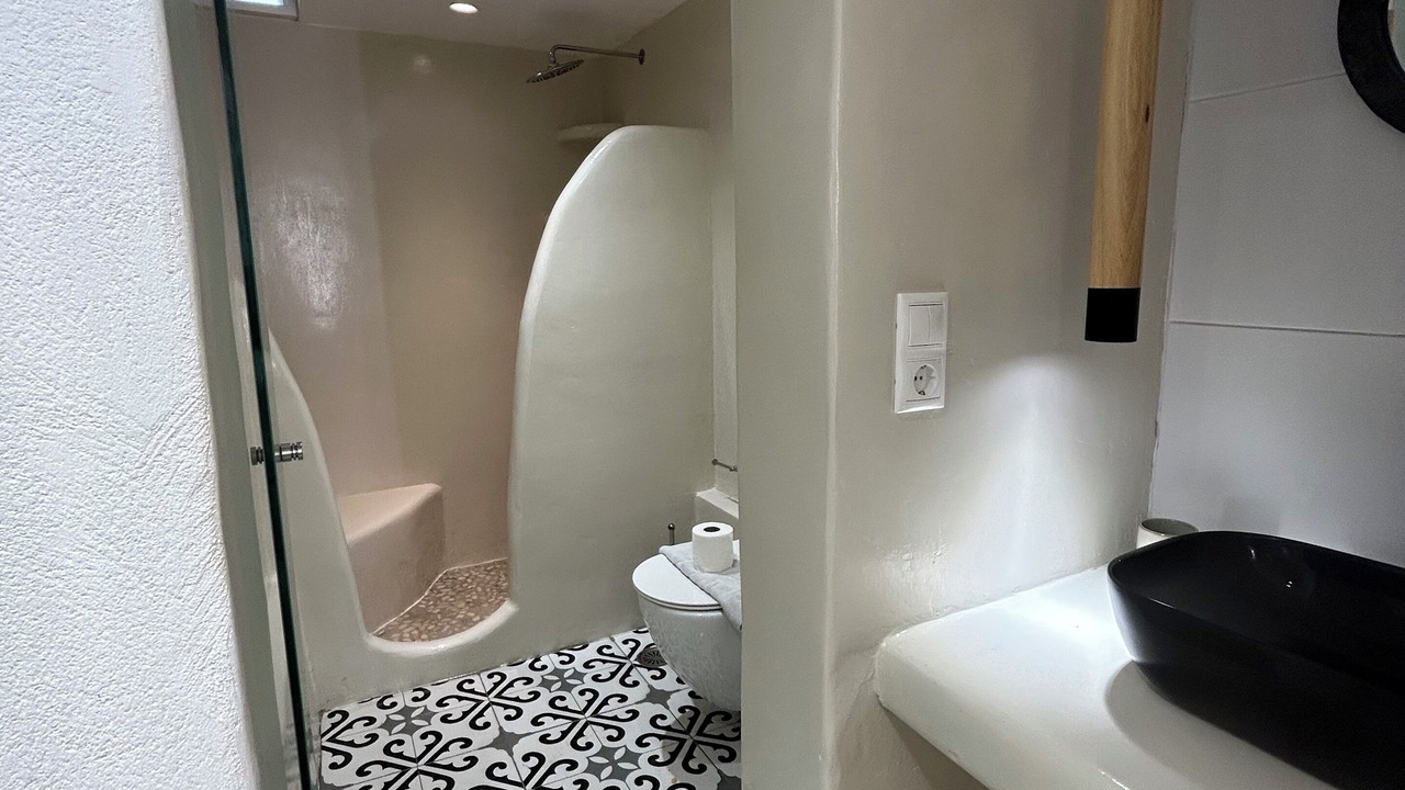 Photo of Bathroom in Agia Anna