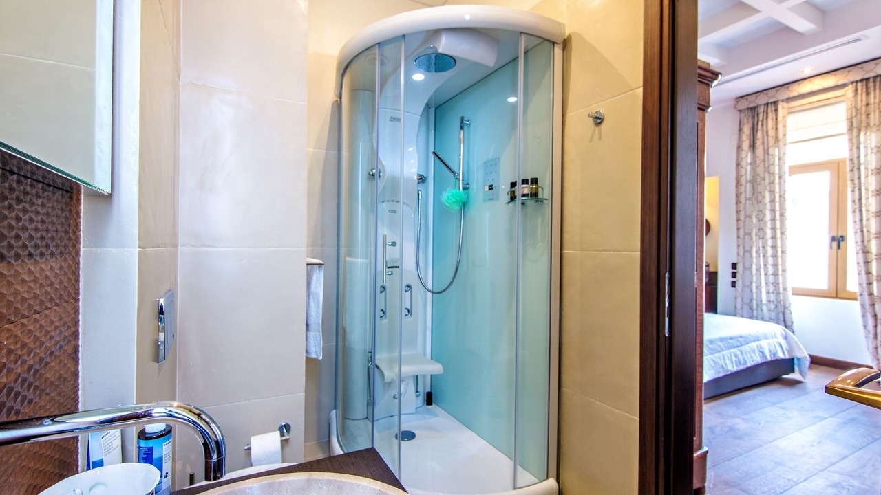 Photo of Bathroom in Halepa