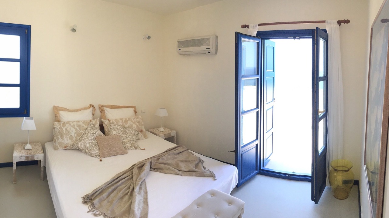 Photo of Bedroom in Paros