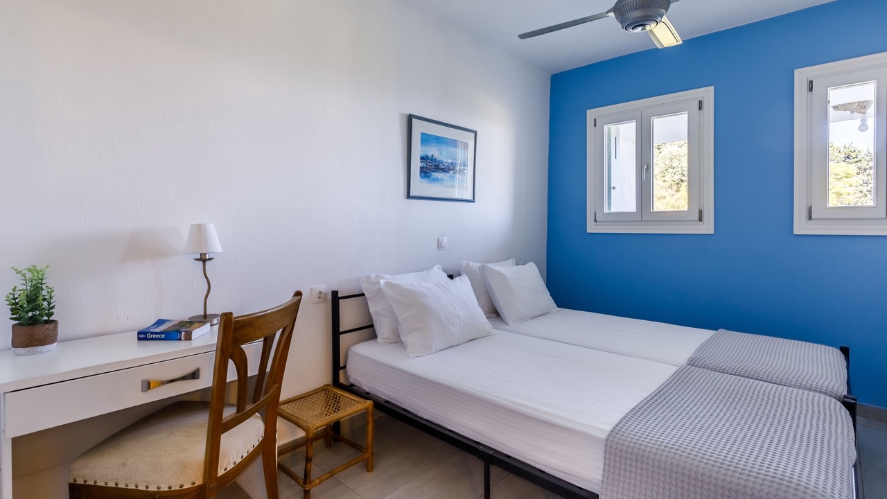 Photo of Bedroom in Glossa