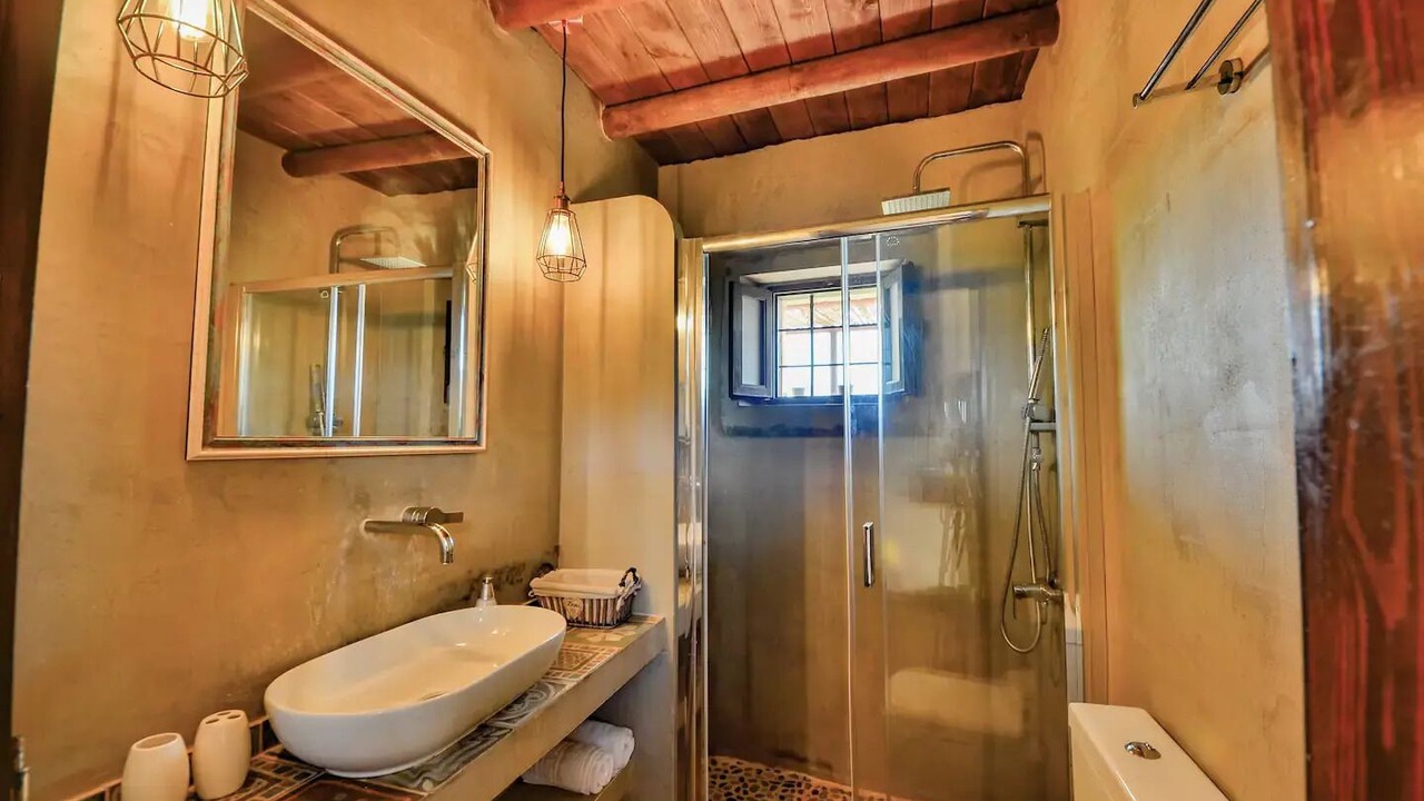 Photo of Bathroom in Megala Chorafia