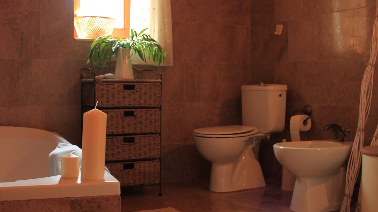 Photo of Bathroom in Lefktro