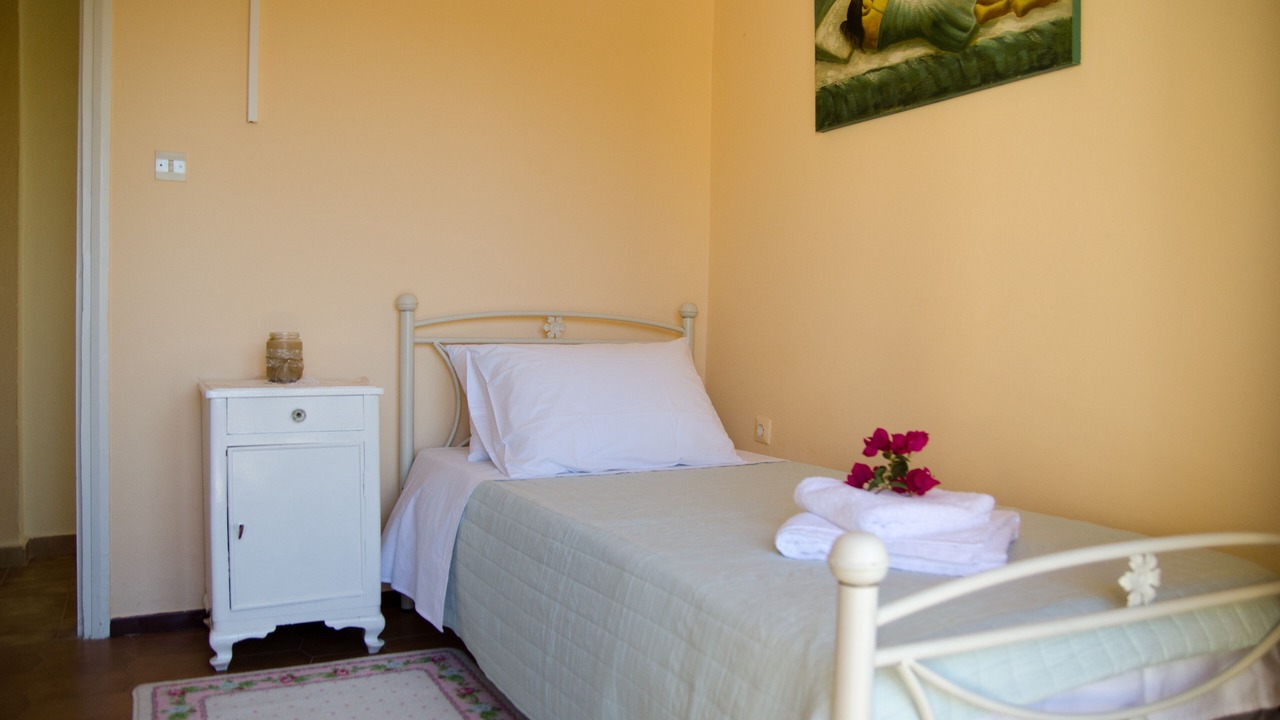 Photo of Bedroom in Kambanion