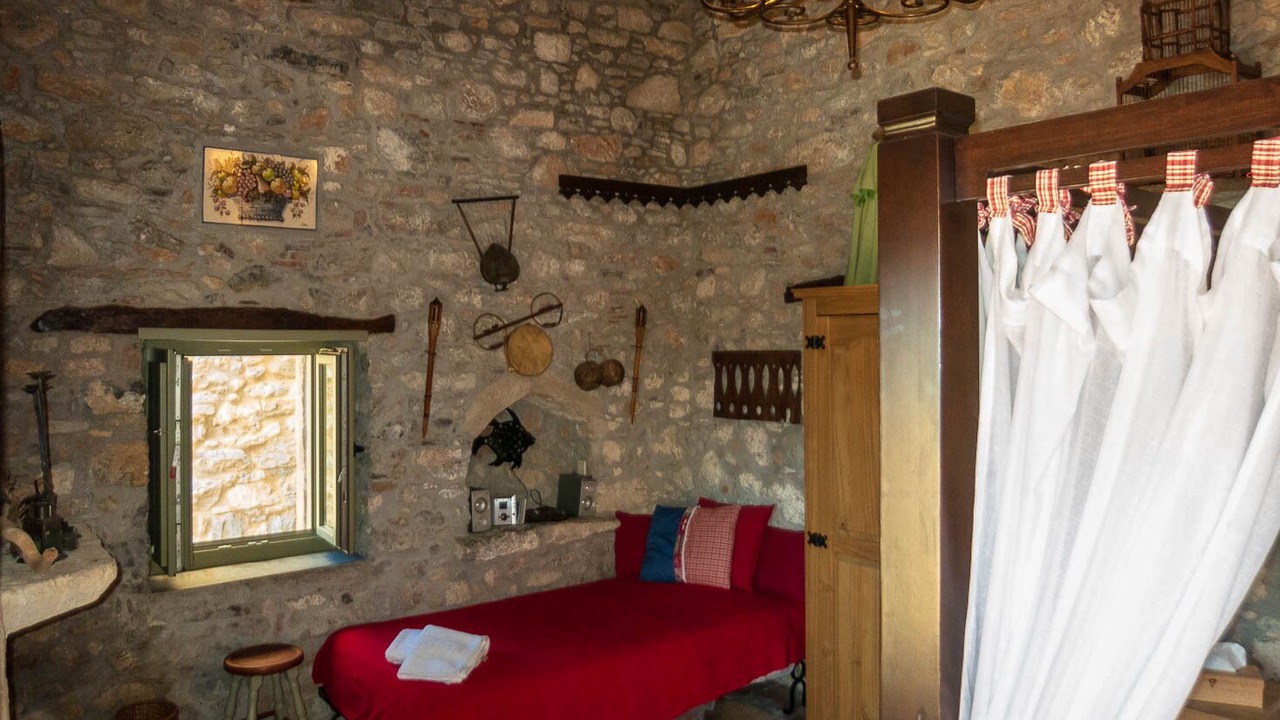 Photo of Bedroom in Megalo Chorio