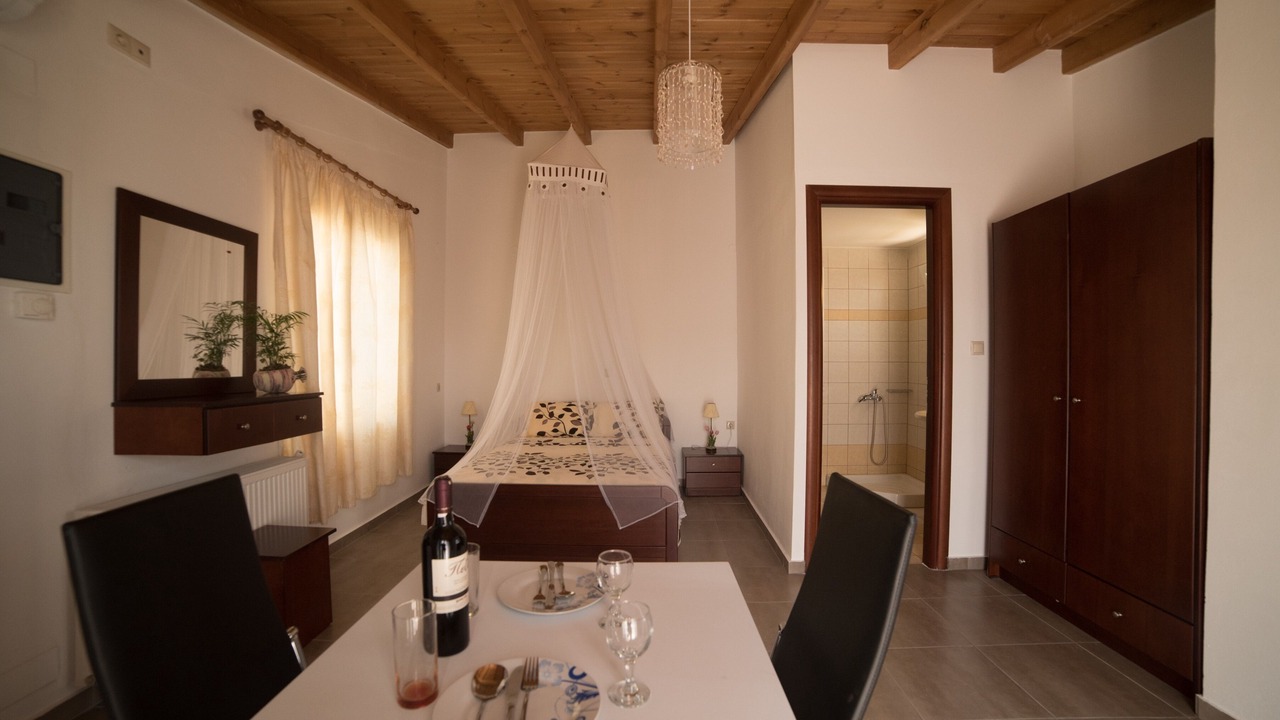 Photo of Bedroom in Pitsidia