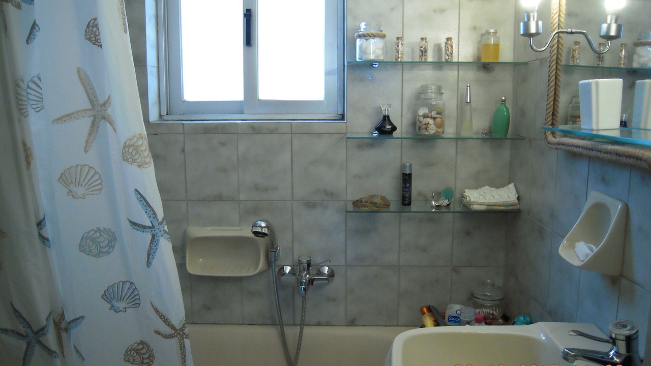 Photo of Bathroom in Kolokinthou