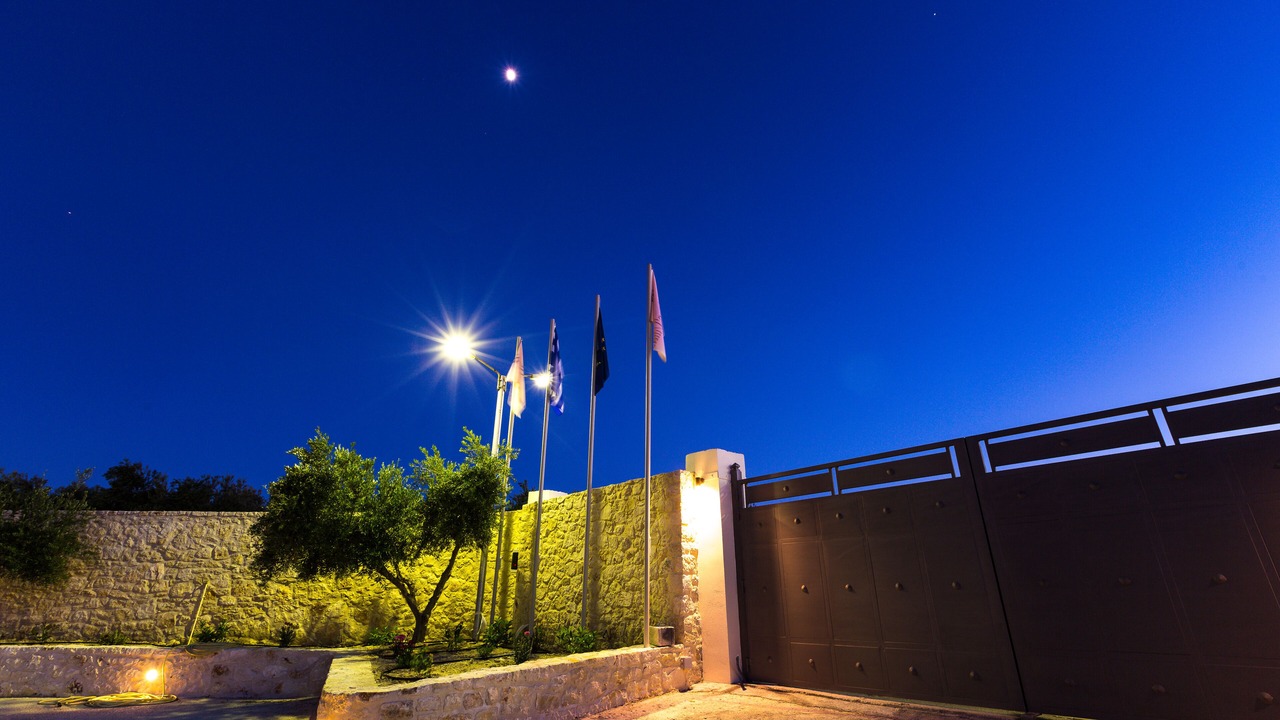 Photo of Outdoor in Pikris