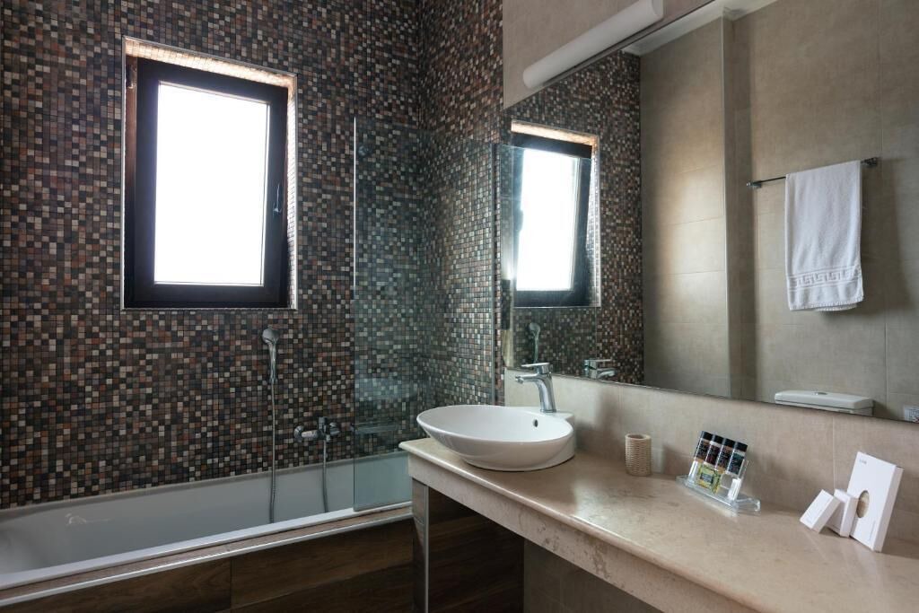 Photo of Bathroom in Pikris