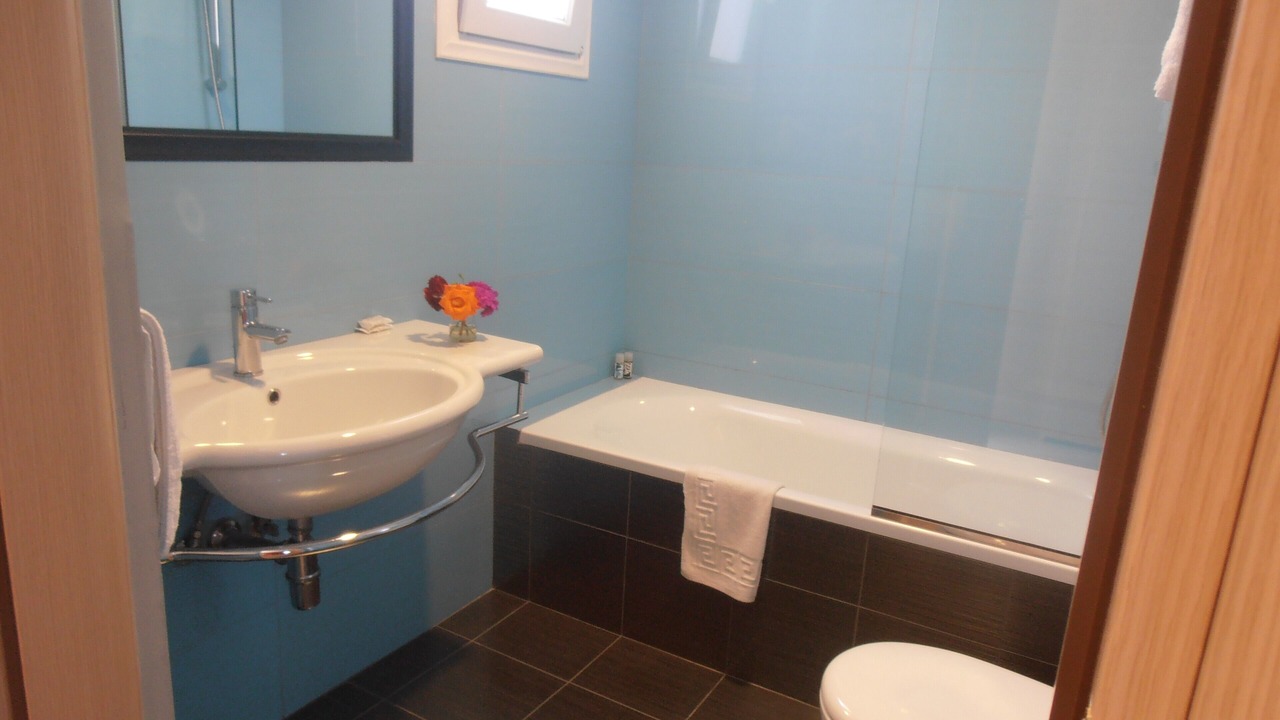 Photo of Bathroom in Foinikounta