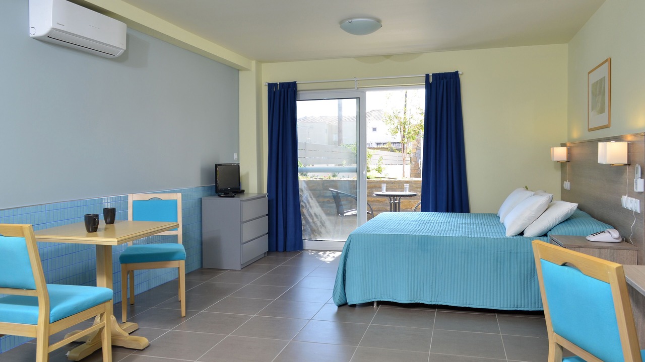Photo of Bedroom in Foinikounta