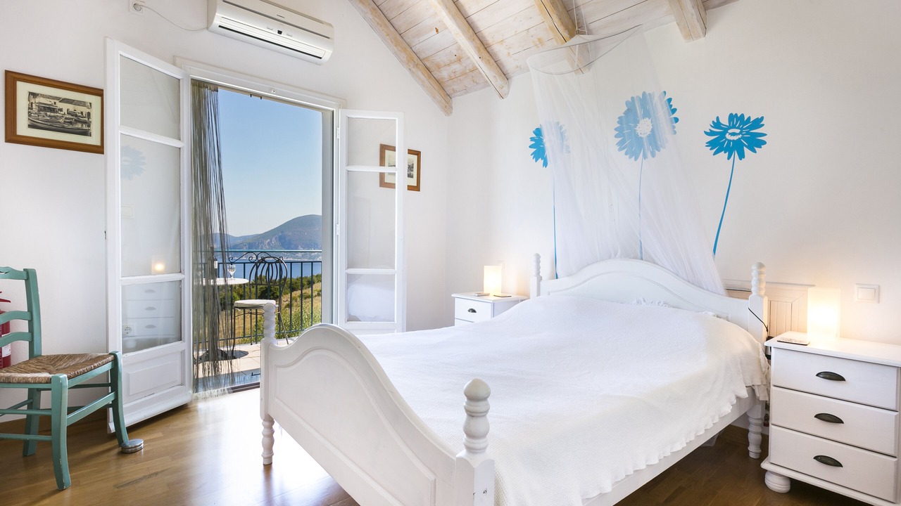 Photo of Bedroom in Tselendata