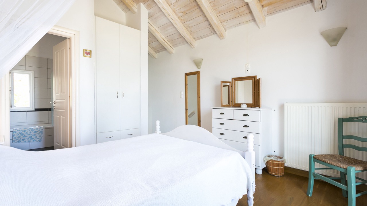 Photo of Bedroom in Tselendata