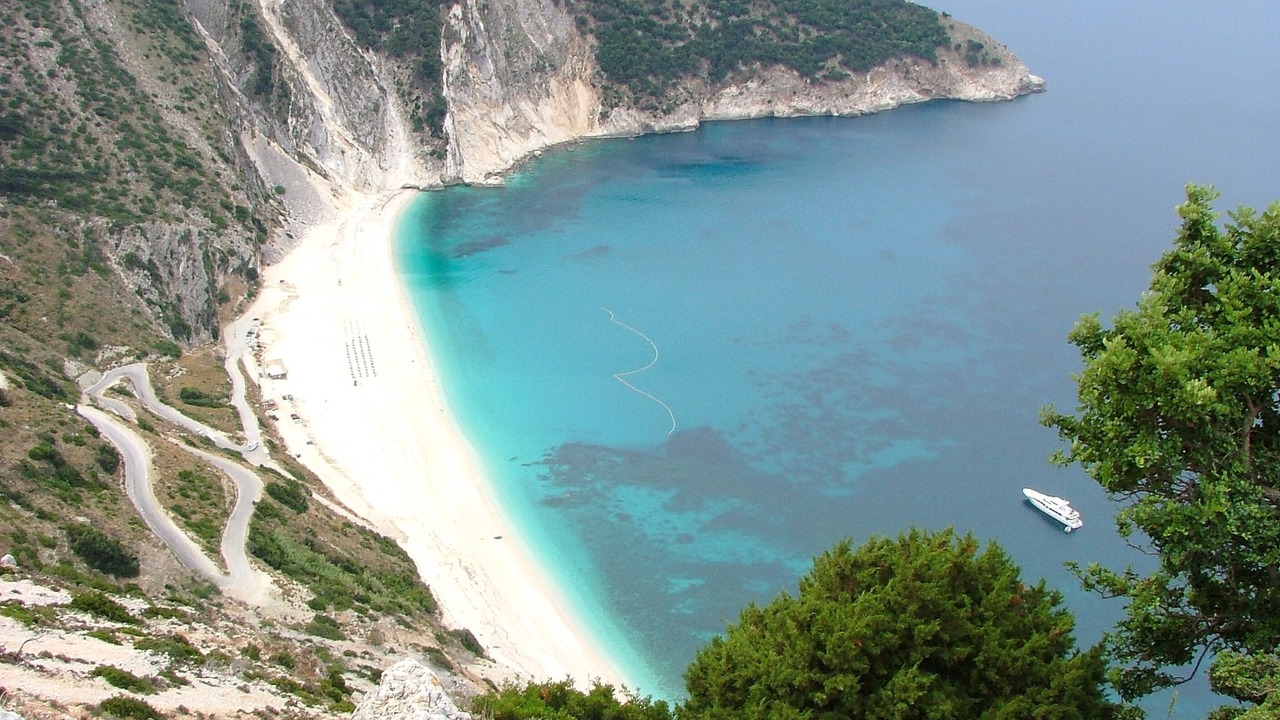 Photo of Others in Tselendata