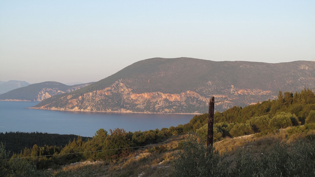 Photo of Others in Tselendata