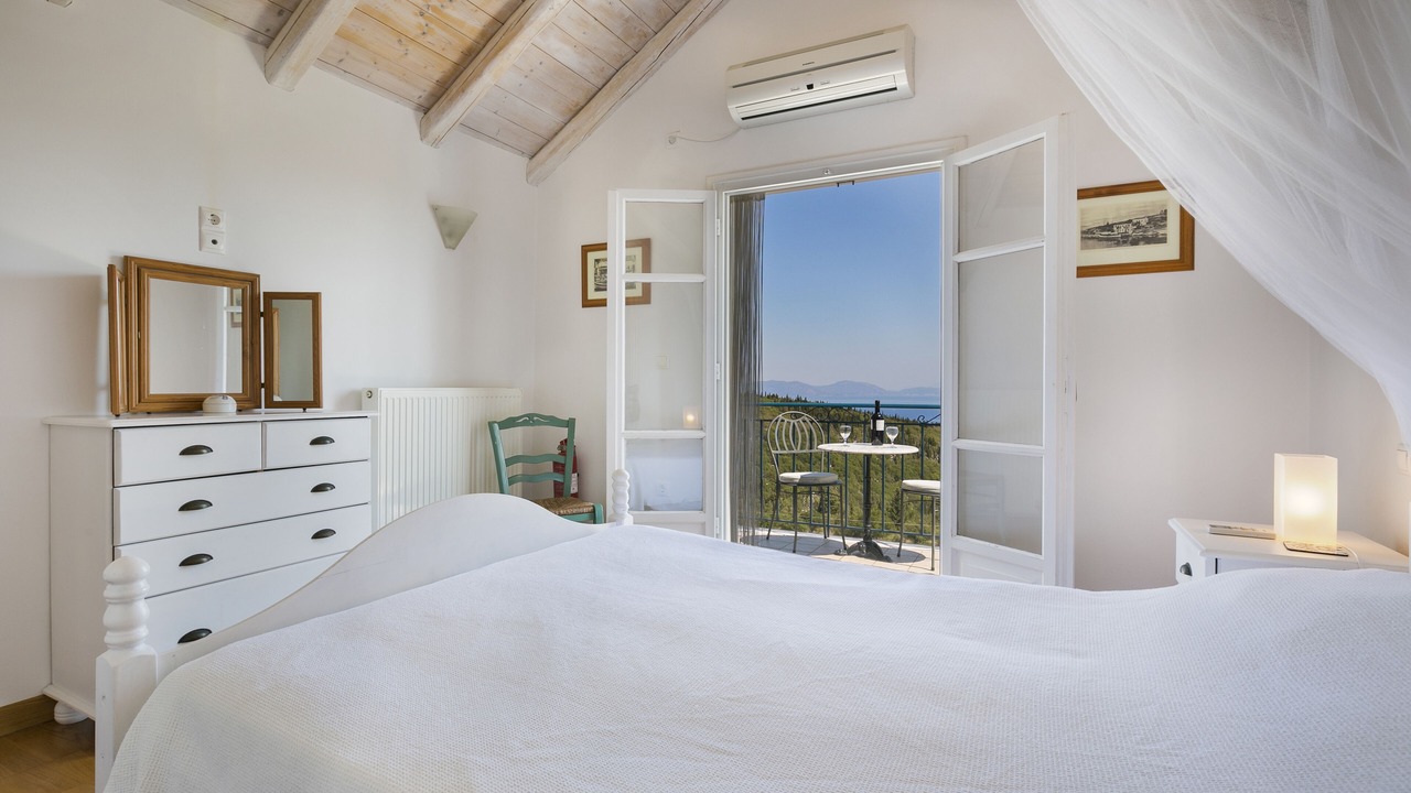 Photo of Bedroom in Tselendata