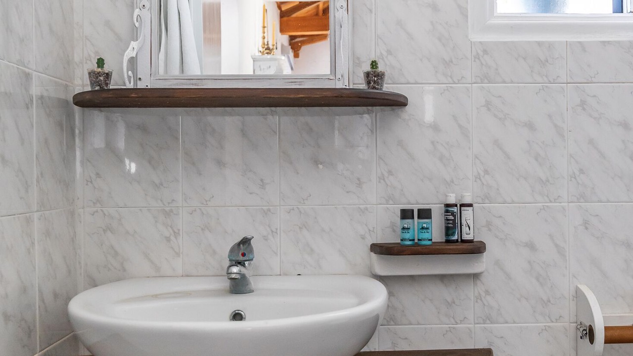 Photo of Bathroom in Skopelos