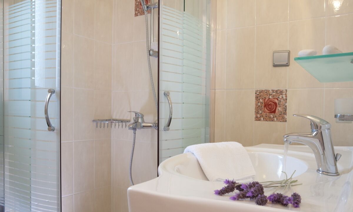 Photo of Bathroom in Evgiros