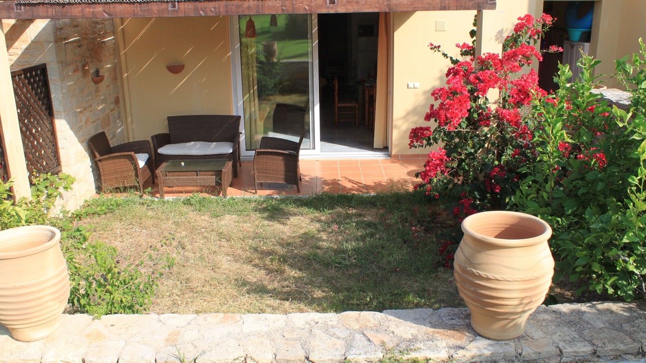 Photo of Patio Balcony in Houdetsi