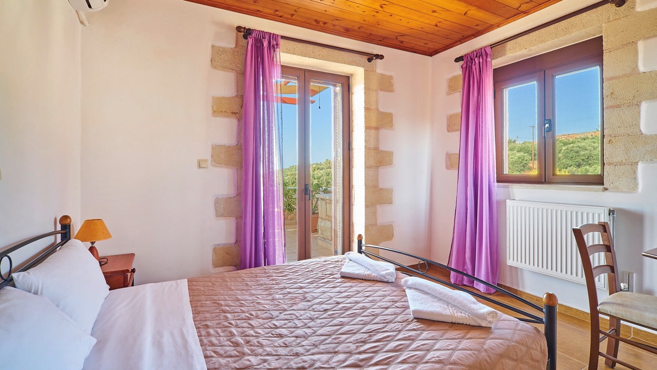 Photo of Bedroom in Xirokampi