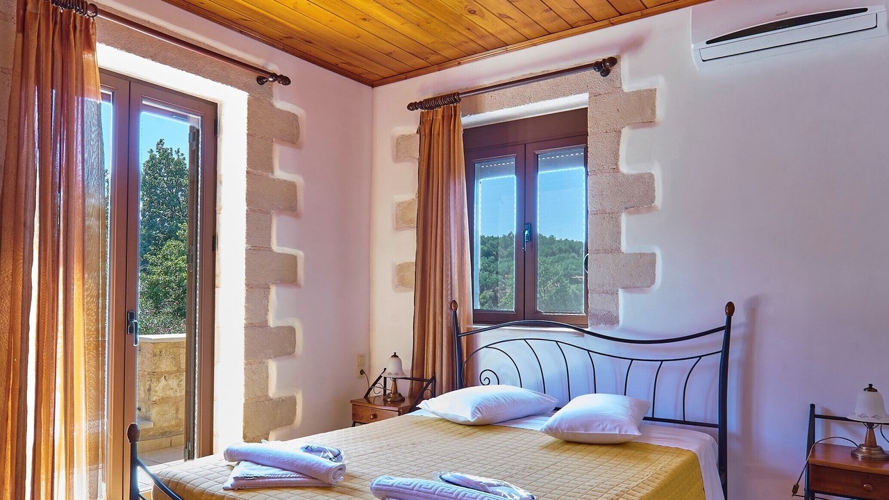 Photo of Bedroom in Xirokampi