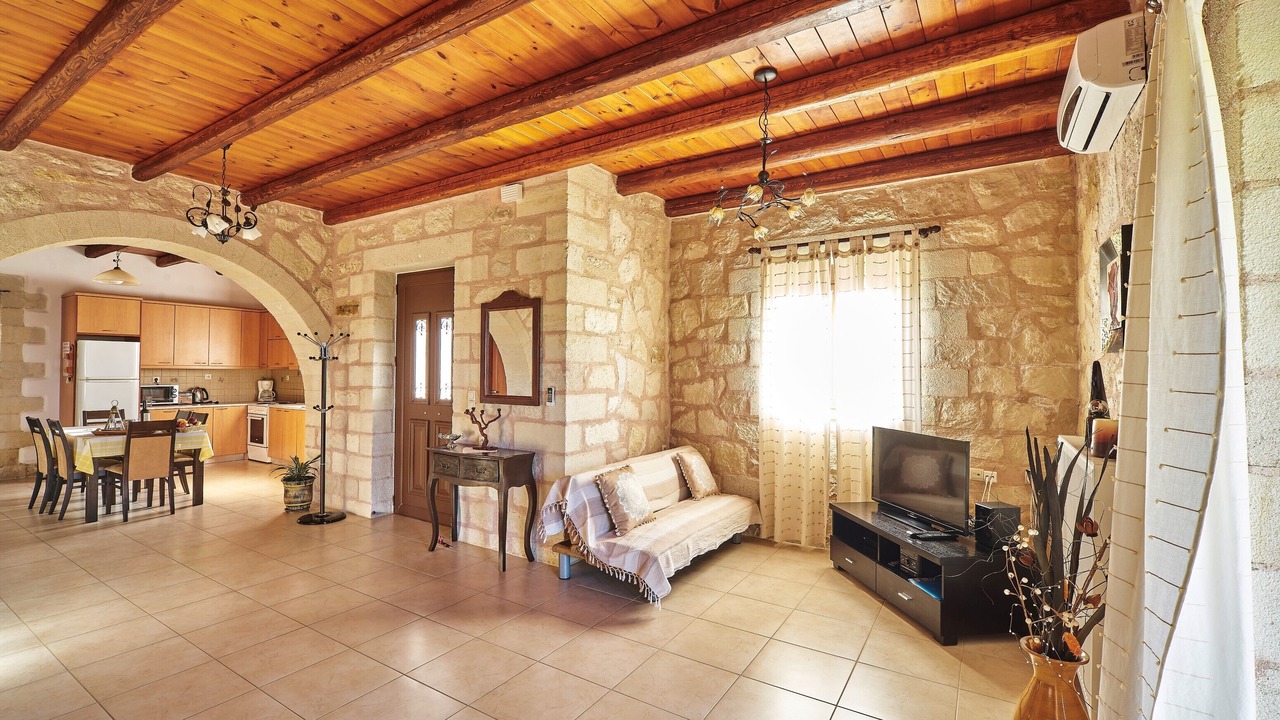 Photo of Livingroom in Xirokampi