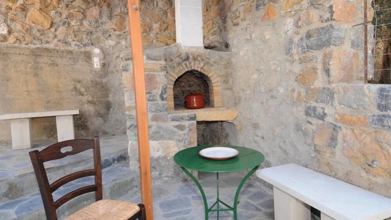 Photo of Outdoor in Mixorrouma