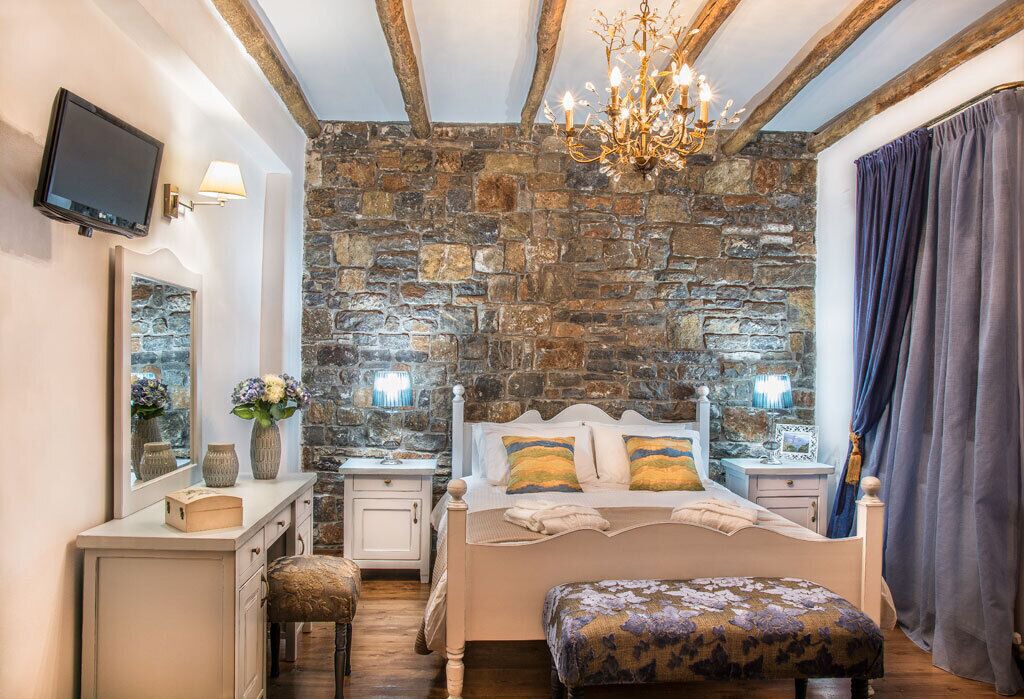 Photo of Bedroom in Pemonia