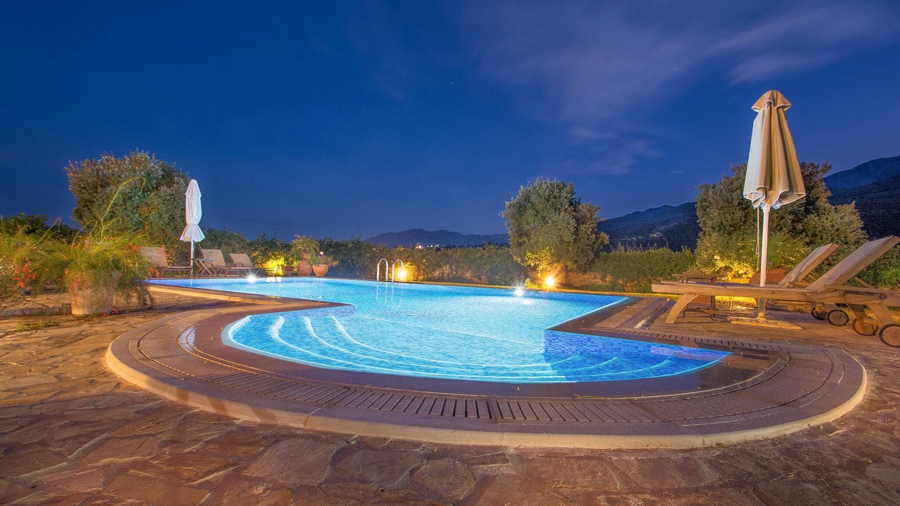 Photo of Outdoor in Pemonia
