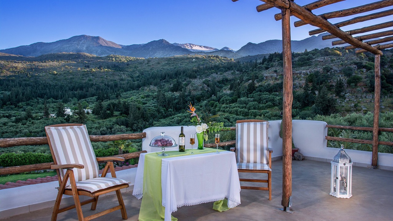 Photo of Outdoor in Pemonia