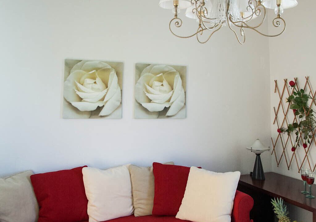 Photo of Livingroom in Polichrono