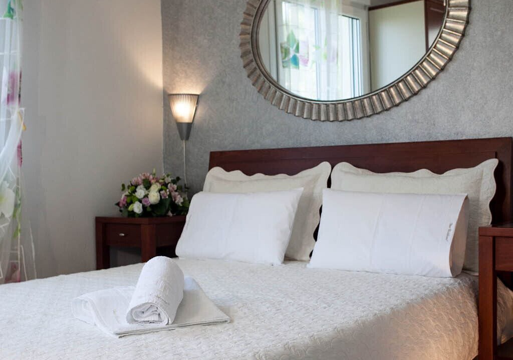 Photo of Bedroom in Polichrono