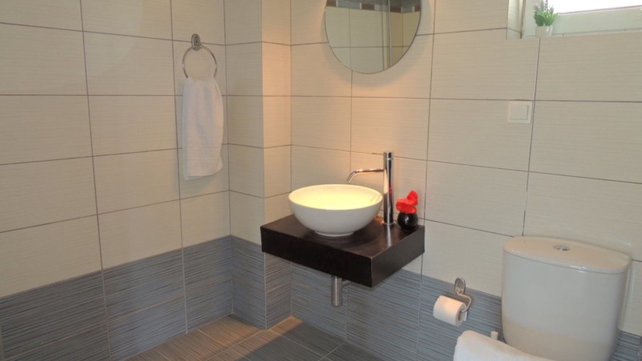 Photo of Bathroom in Katochori