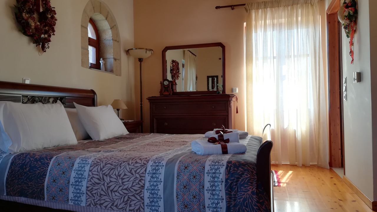 Photo of Bedroom in Lefktron