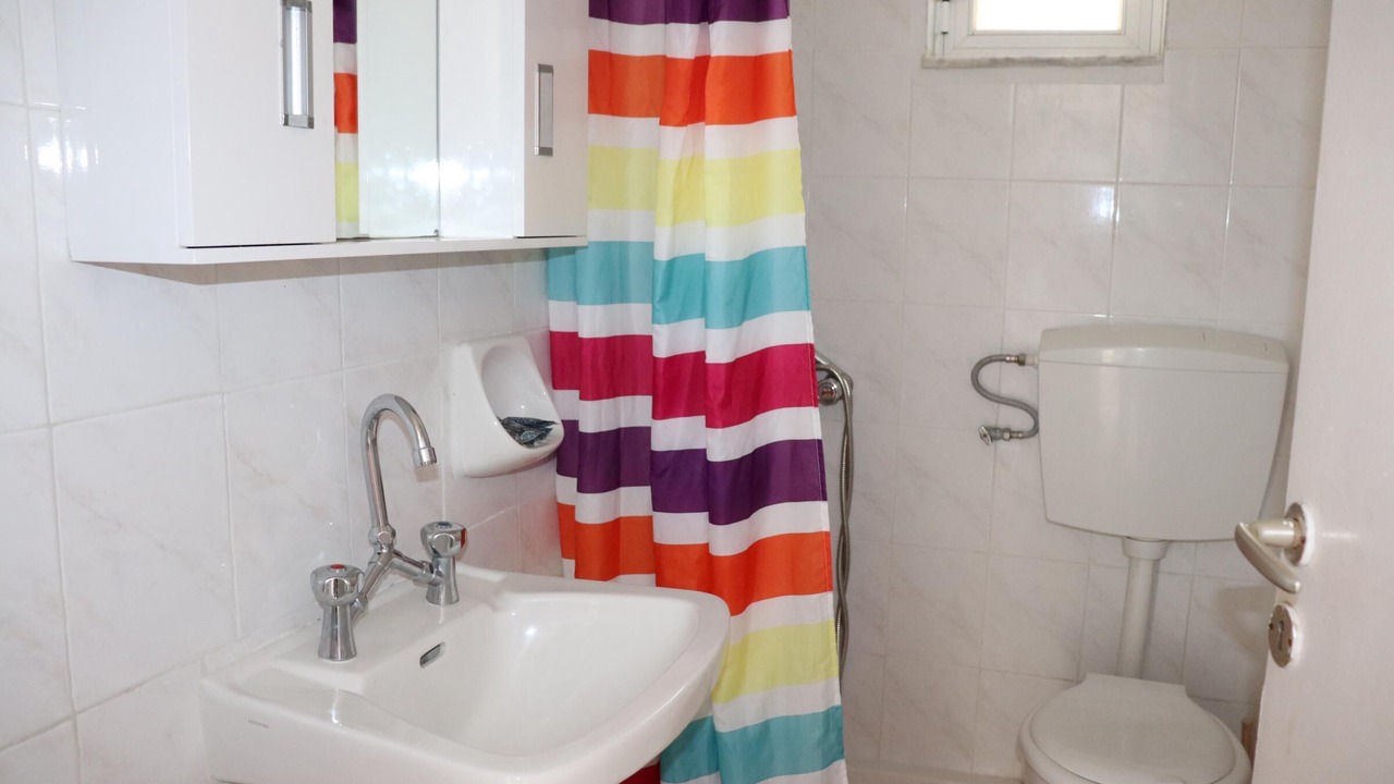 Photo of Bathroom in Kompi