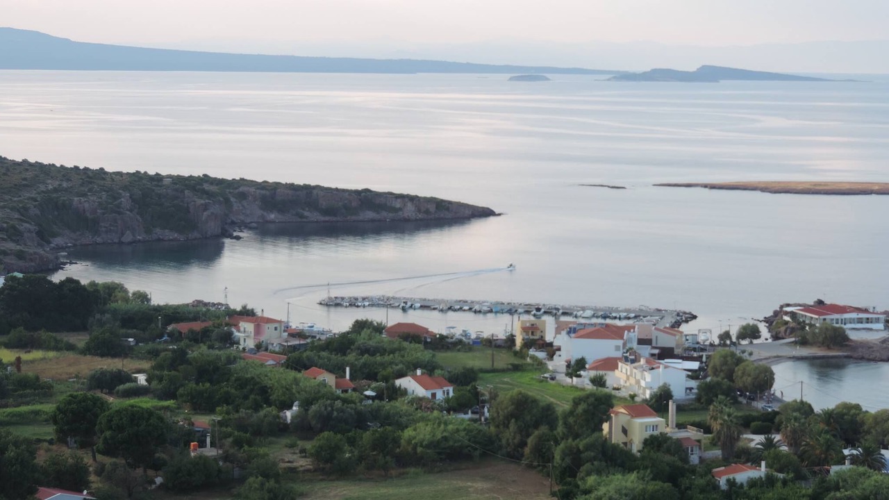 Photo of Outdoor in Skala Neon Kidonion