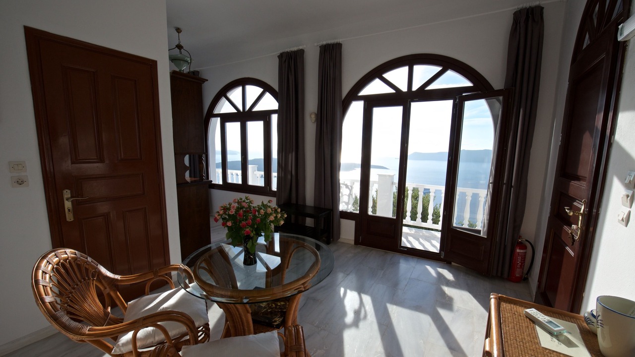 Photo of Others in Fira