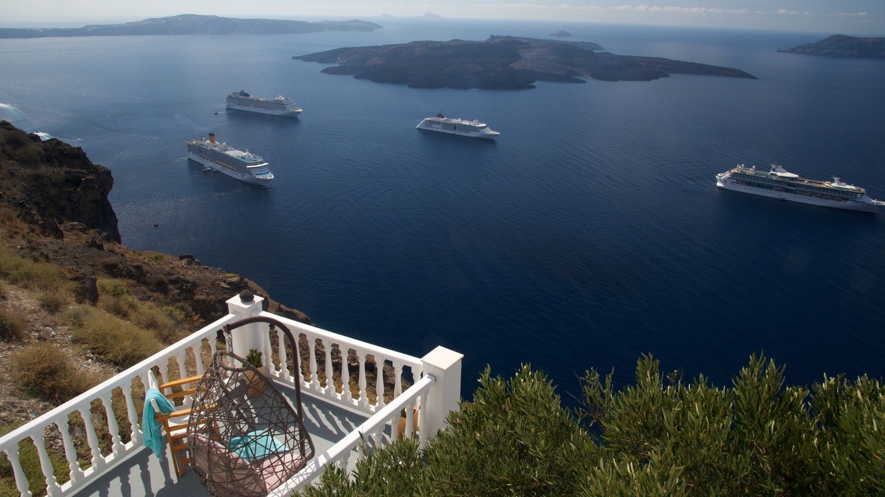 Photo of Outdoor in Fira